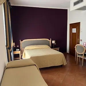 Hotel Bologna, Florencja